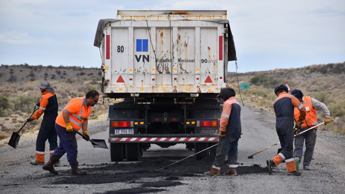 Vialidad Nacional Avanza En Chubut Con Tareas De Conservaciónen La Ruta Nacional 25
