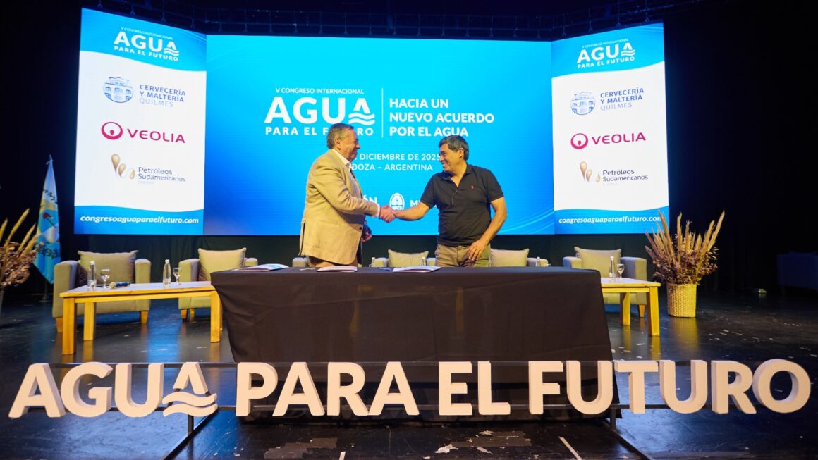 Provincia participó en el V Congreso Internacional “Agua para el Futuro” y en la Asamblea Ordinaria Nº XLVI del COHIFE