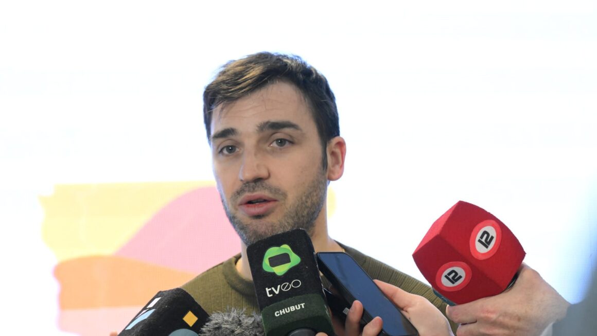 Torres anunció el inicio de un plan de obras por más de 2.700 millones de pesos en Rawson