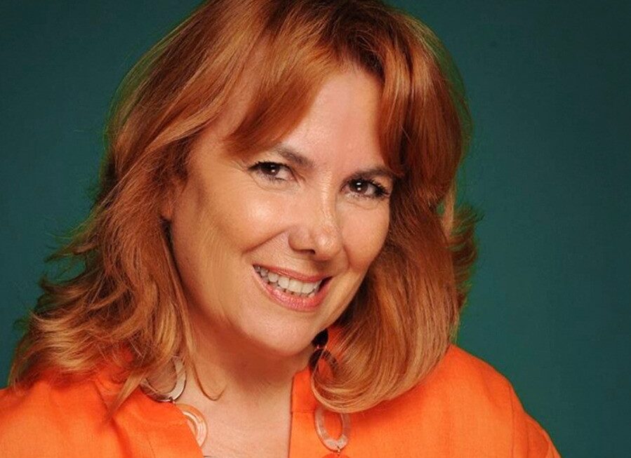 Silvia Iglesias Inaugura El Ciclo De Escritores «Verano, Mar Y Libros» En Puerto Madryn