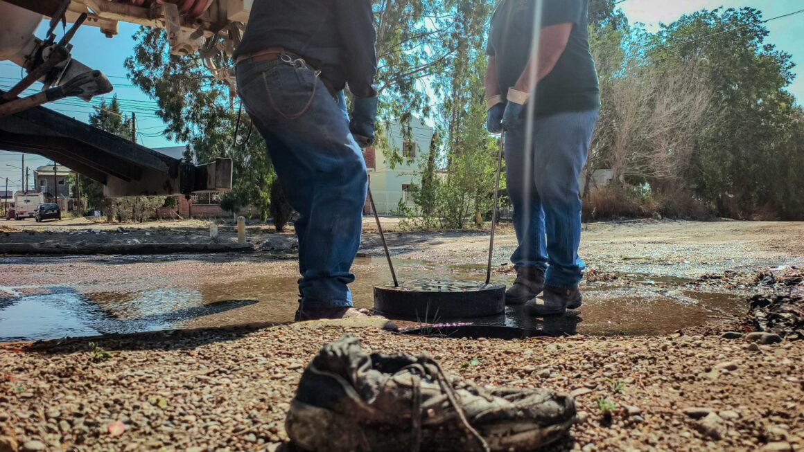 Zapatilla obstruyó el sistema cloacal en la zona norte