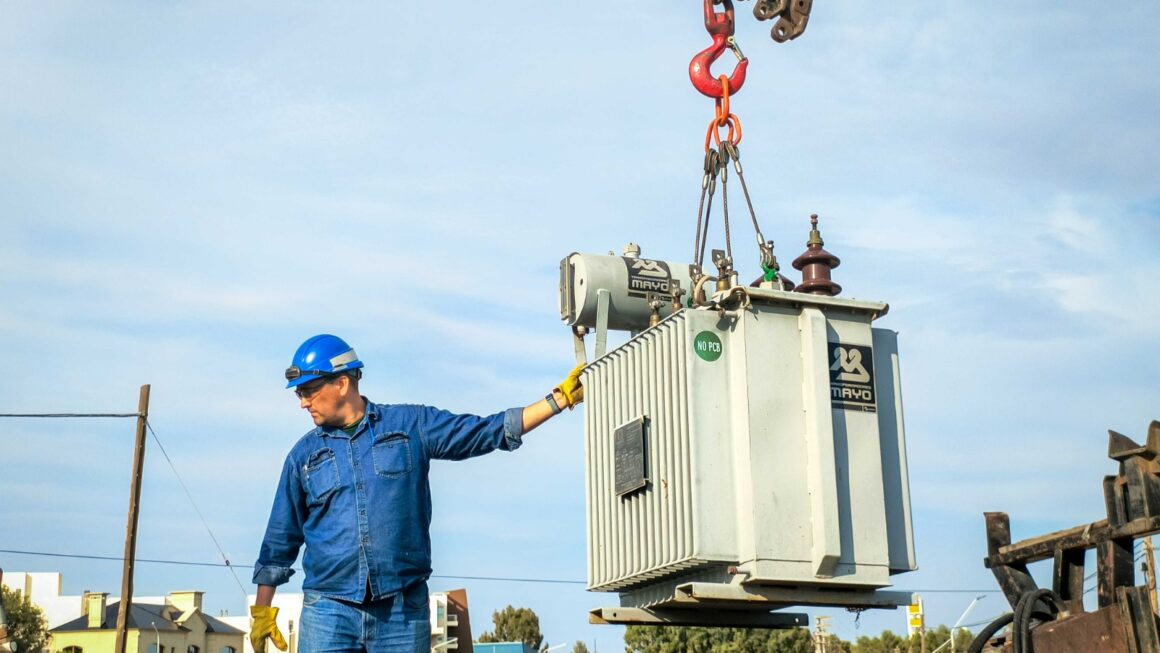 Finalizó la instalación del nuevo transformador sobre la subestación N°132