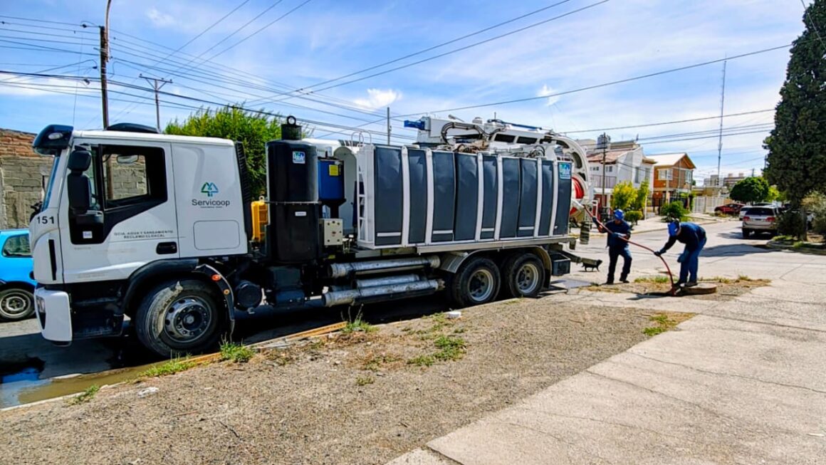 Intervenciones sobre colectores cloacales en la zona céntrica.