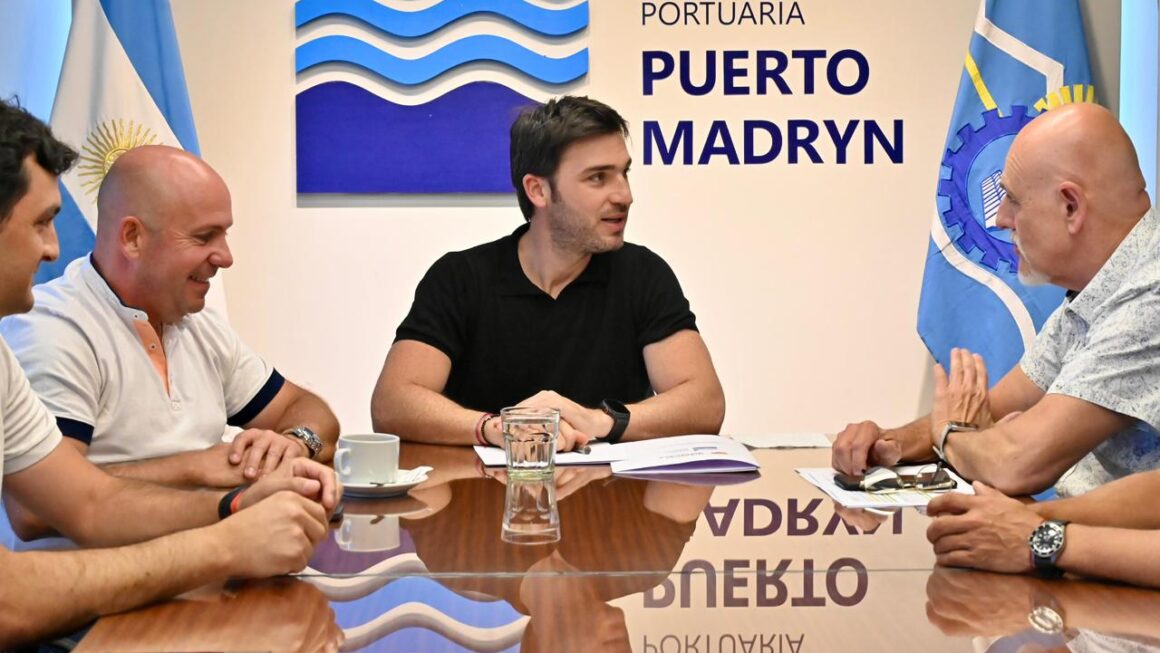El Gobierno provincial avanza con dos obras estratégicas para modernizar y fortalecer la operatividad del muelle Almirante Storni