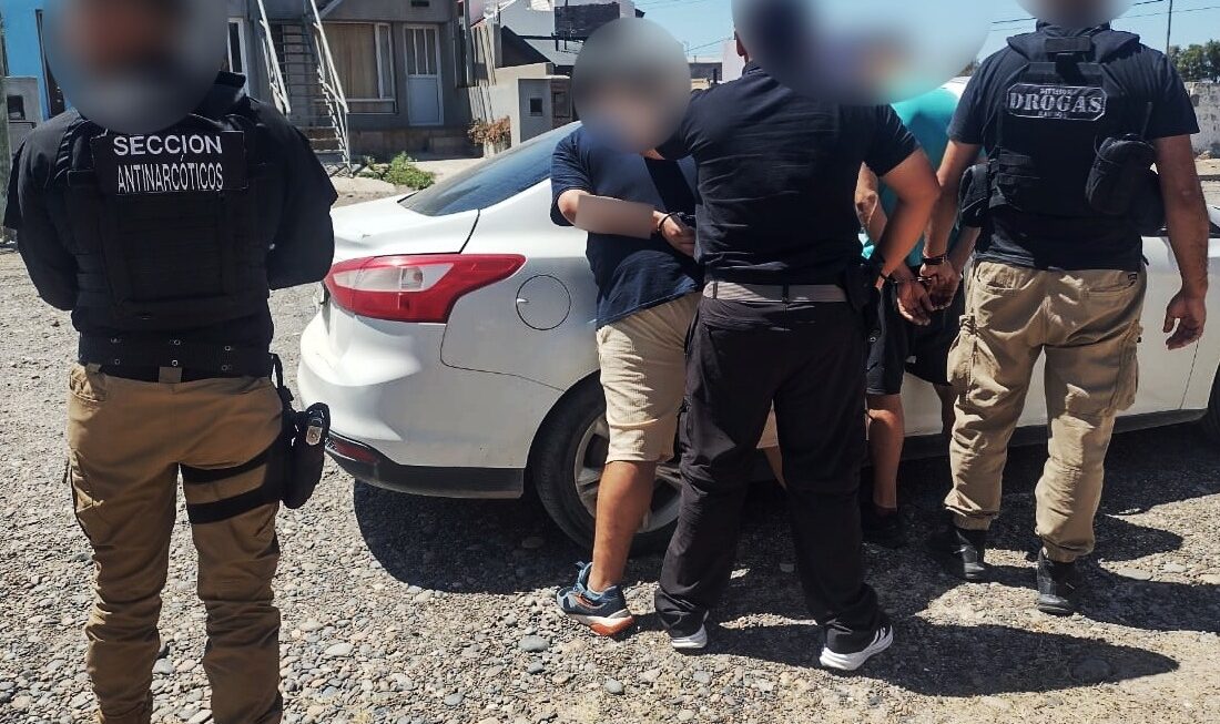 72 dosis de cocaína fueron secuestradas en allanamientos realizados en Playa Unión