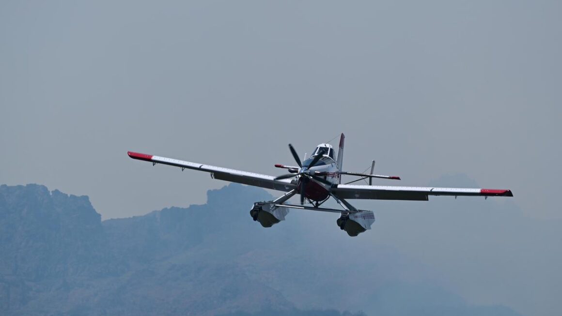 Incendio en el Parque Nacional: bomberos voluntarios de Chile se suman a los más de 500 brigadistas provinciales y nacionales