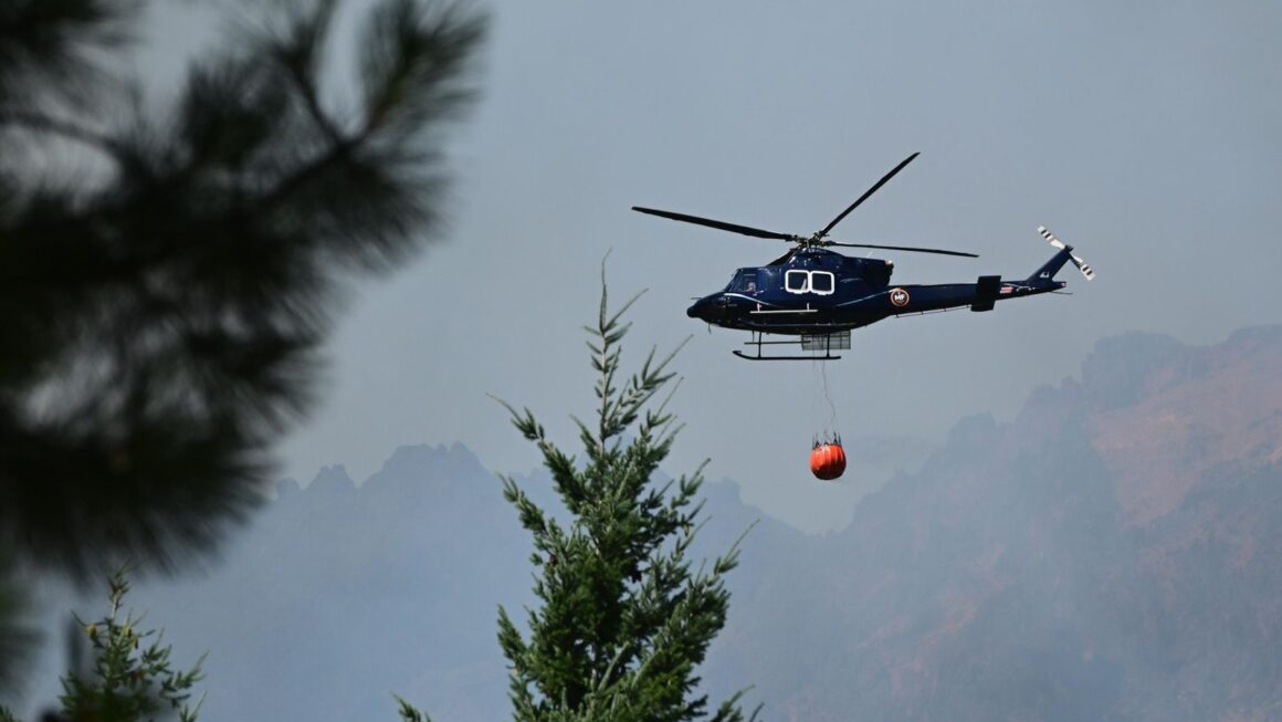 Más brigadistas se suman al operativo para combatir los incendios en el Parque Nacional “Los Alerces”