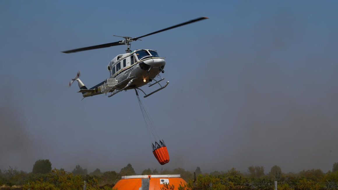 Provincia mantiene un amplio despliegue con cientos de brigadistas y recursos operativos para controlar los incendios forestales en la Cordillera