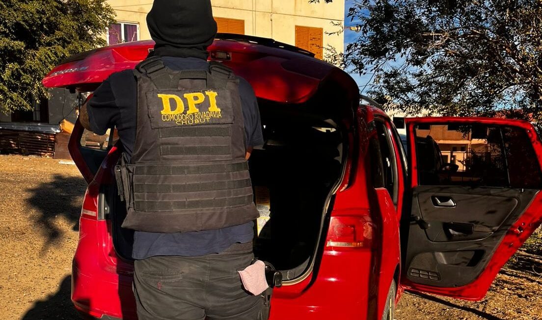 La Policía del Chubut detuvo al presunto autor de un homicidio tras una serie de allanamientos en Comodoro Rivadavia