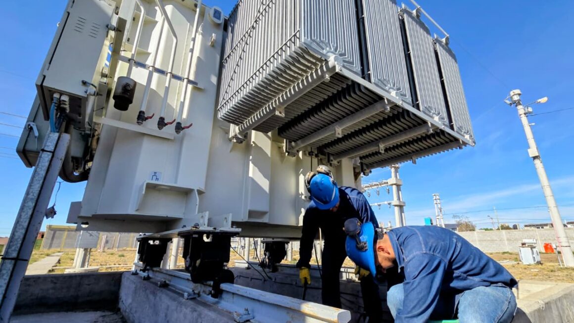 Se normaliza parcialmente el servicio de energía en la ciudad.