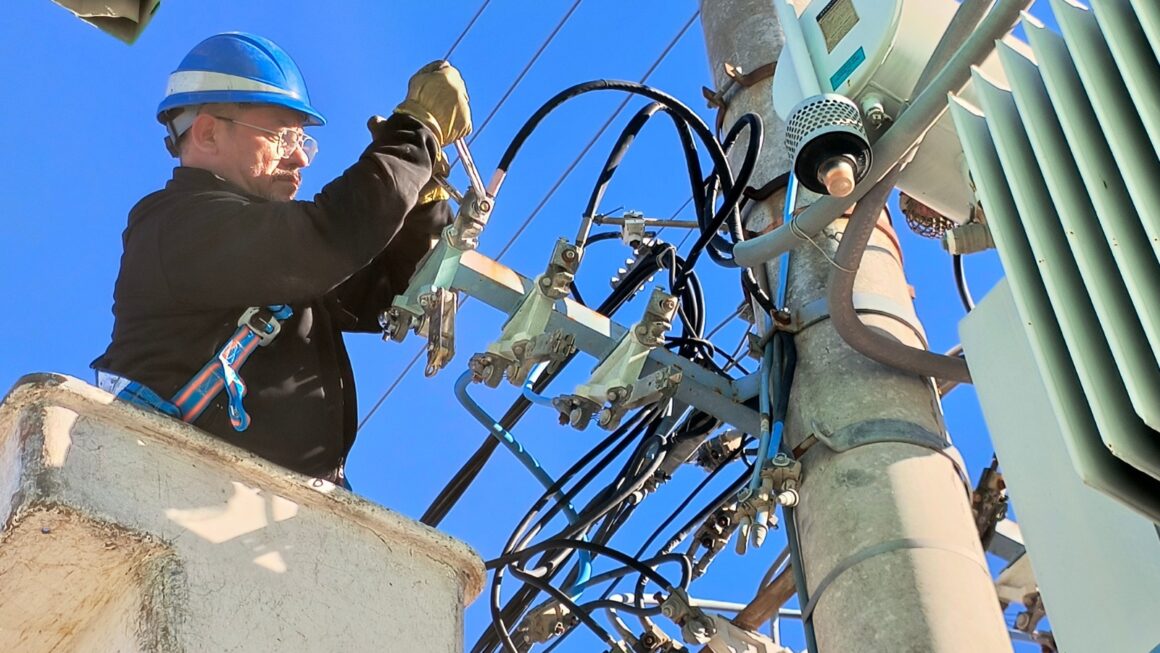 Intervención urgente sobre el servicio de energía en la zona céntrica.