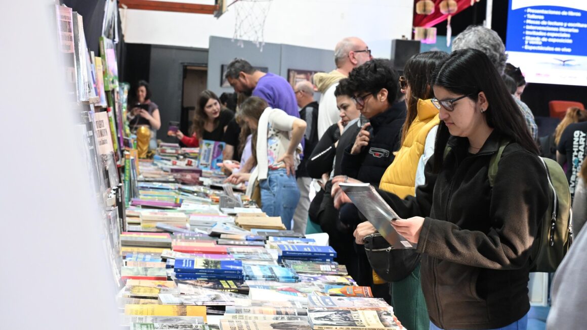 Se Lanzó La V Edición De La Feria Municipal Del Libro De Puerto Madryn
