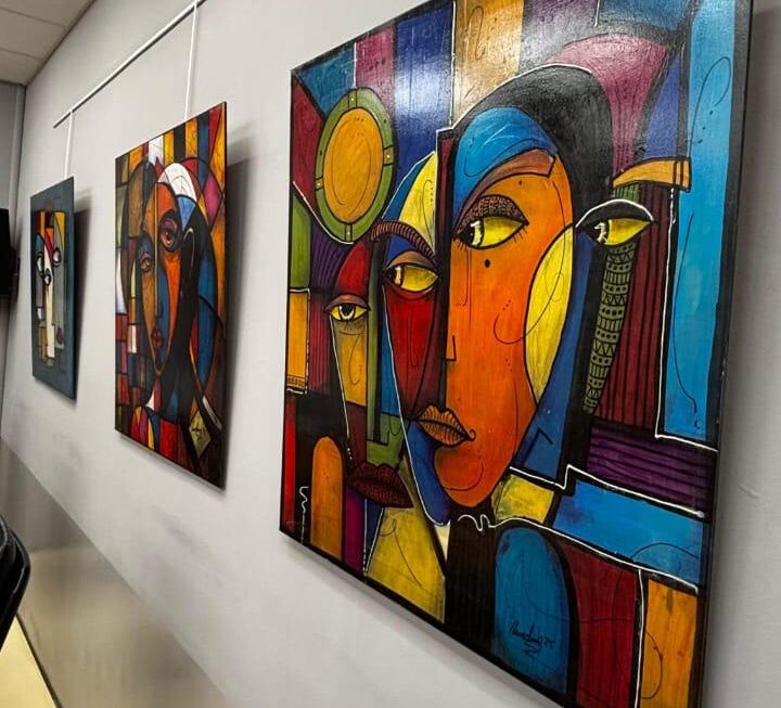Provincia inauguró las muestras de mayo en el Centro Cultural Provincial de Rawson