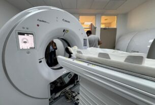 Llegó el nuevo tomógrafo al Hospital de Alta Complejidad «María Humphreys» y en los próximos días estará operativo