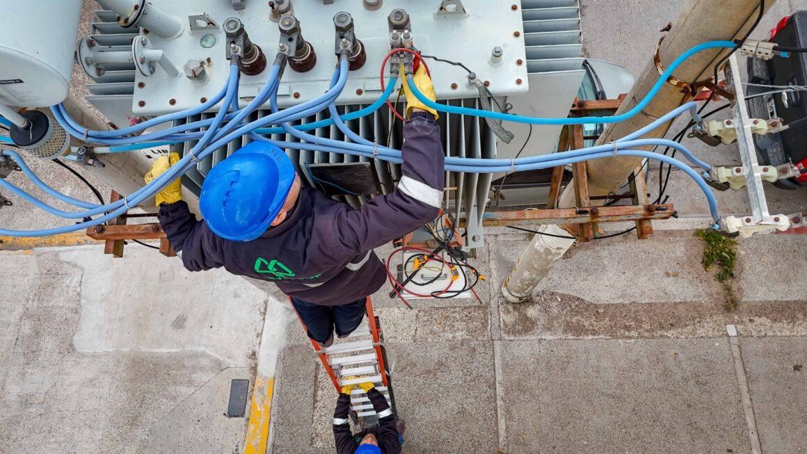 Análisis de parámetros eléctricos: clave para la toma de decisiones estratégicas.