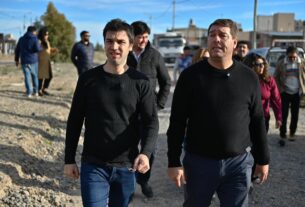 Torres y Biss recorrieron el inicio de la obra que llevará gas a más de 700 familias de Rawson