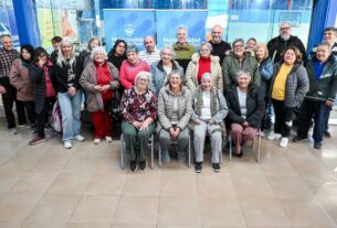 Sastre Firmó Un Nuevo Convenio Para Que Las Personas Mayores De Puerto Madryn Disfruten De La Pileta Del Club Ferro