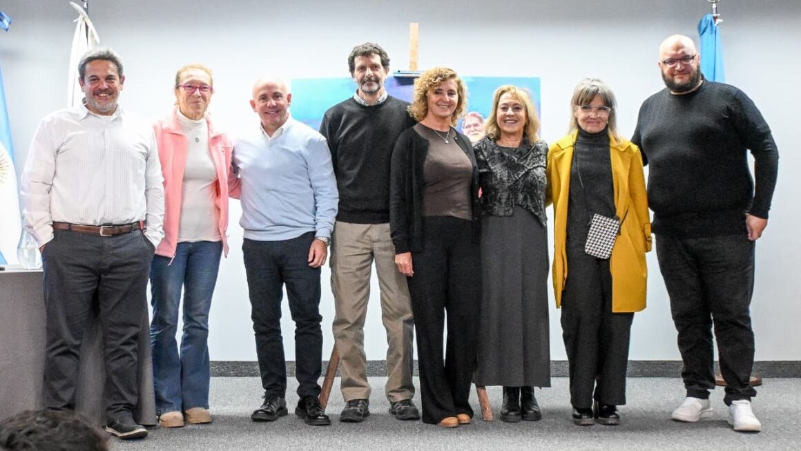 Sastre: «El Cenpat Es Un Orgullo Para Chubut Y Un Motor Del Desarrollo Científico En La Región»
