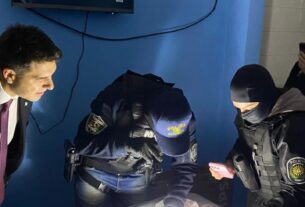 La Policía del Chubut allanó la Alcaidía de Comodoro Rivadavia y separó preventivamente al titular de la dependencia