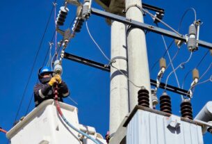 Finalizó la reparación sobre la E.T Juan XXIII y quedó normalizado el servicio de energía.