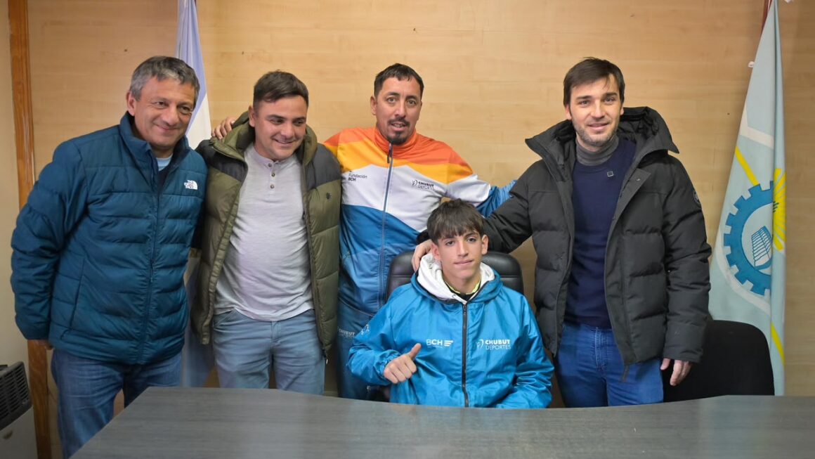 Torres ratificó el acompañamiento a los clubes del interior con una importante inversión para el Club Pirque de Epuyén