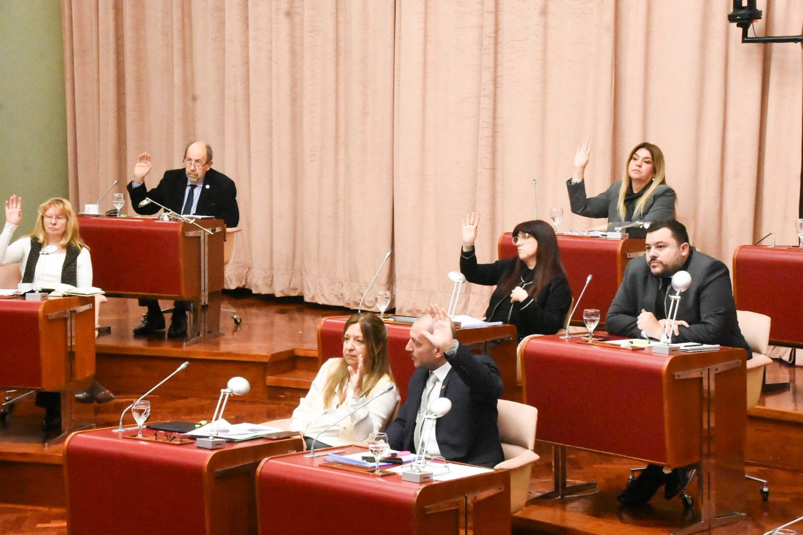 Chubut avanza con impuestos cero para la construcción y un régimen de alivio financiero para familias y PyMEs de la provincia